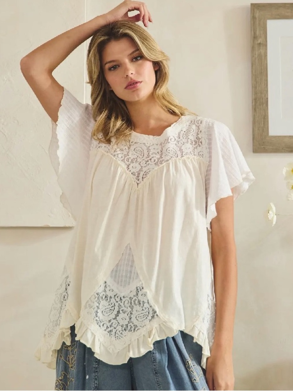 133 ❤️ OLI & HALI IVORY LACE TOP
